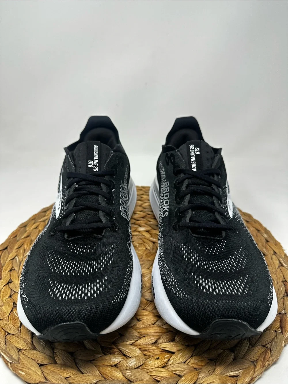 BROOKS Adrenaline GTS 25 Running Shoes Black White Size 11.5 WIDE Men's
